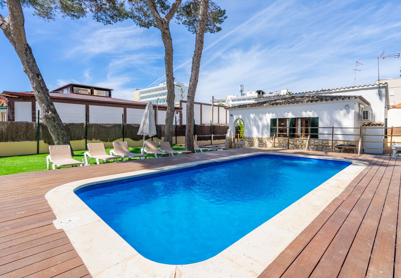 Villa in Arenal - Villa Els Pins