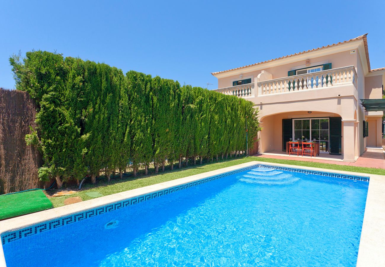 Villa in Puigderrós  - Villa Maioris