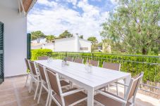 Villa in Arenal - Villa Son Veri Miramar