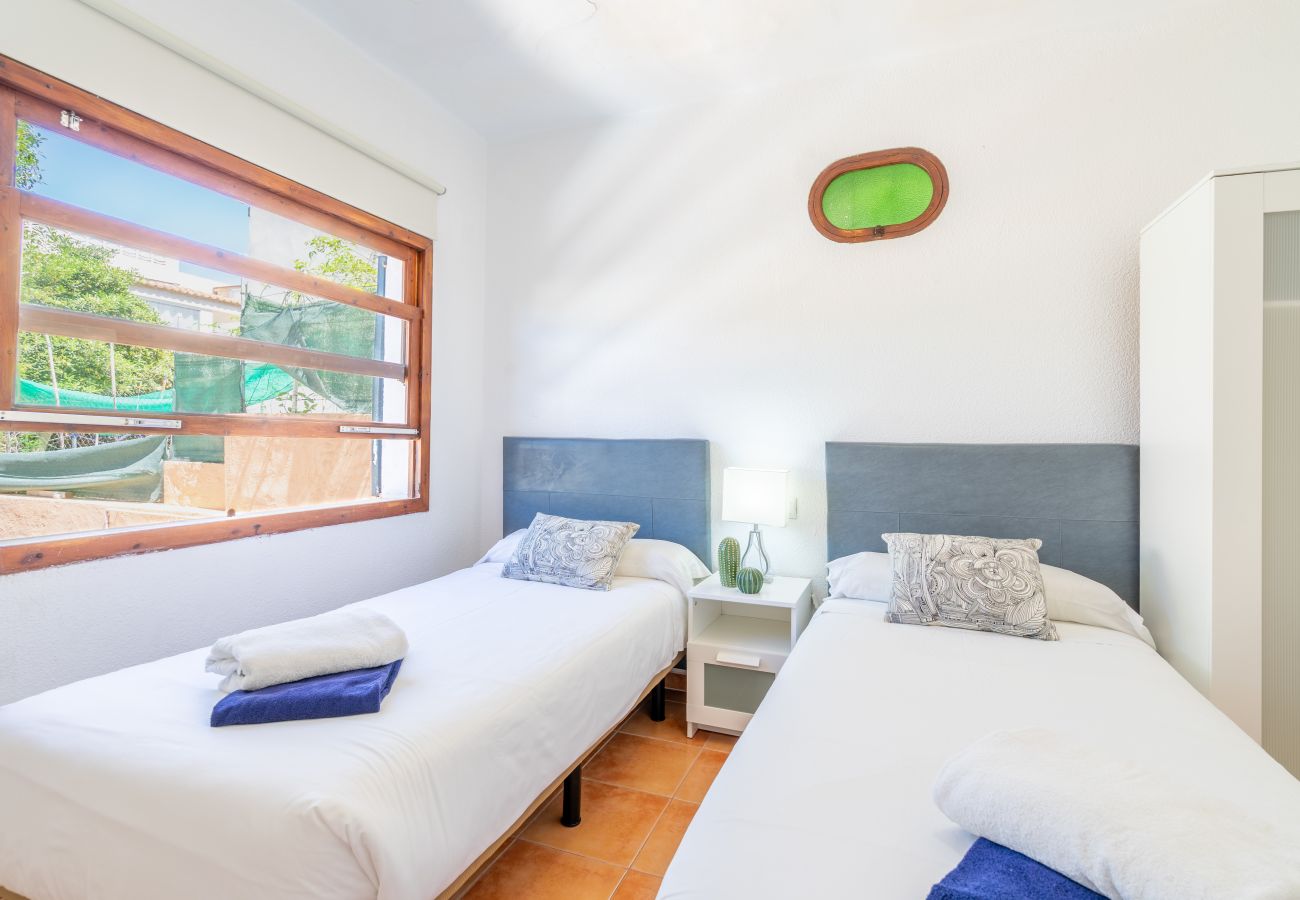 Villa in Arenal - Llinya 7 Villa in Arenal - Llinya 7