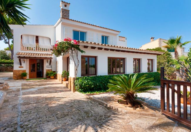 Villa in Cala Blava - Can Minu Villa in Cala Blava - Can Minu